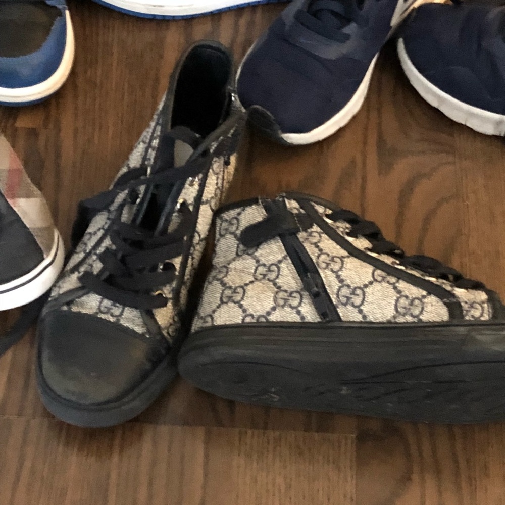 Gucci shoes